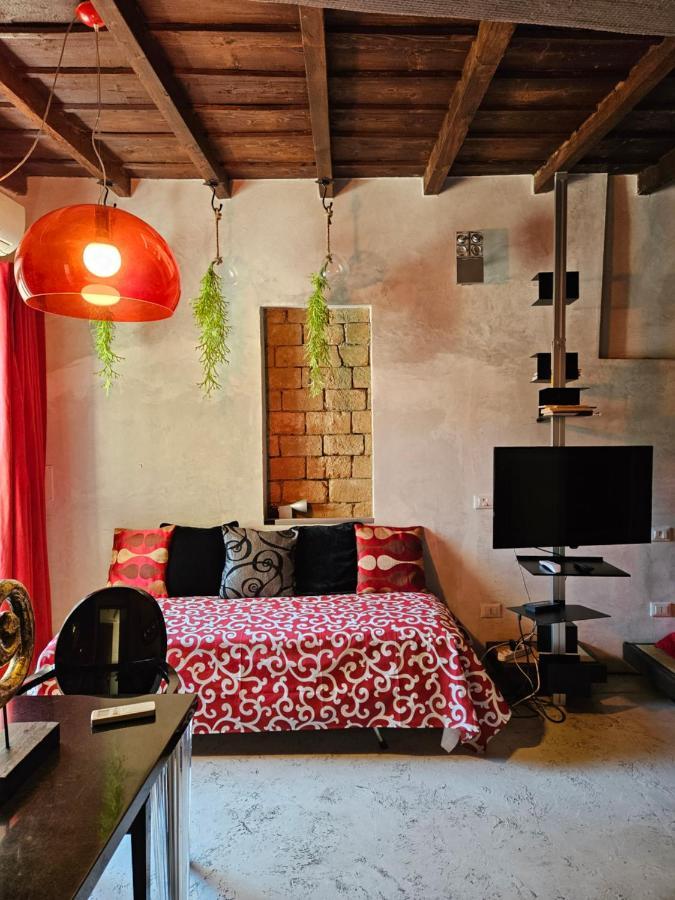 Vm Siro Comi Appartement Pavia Buitenkant foto