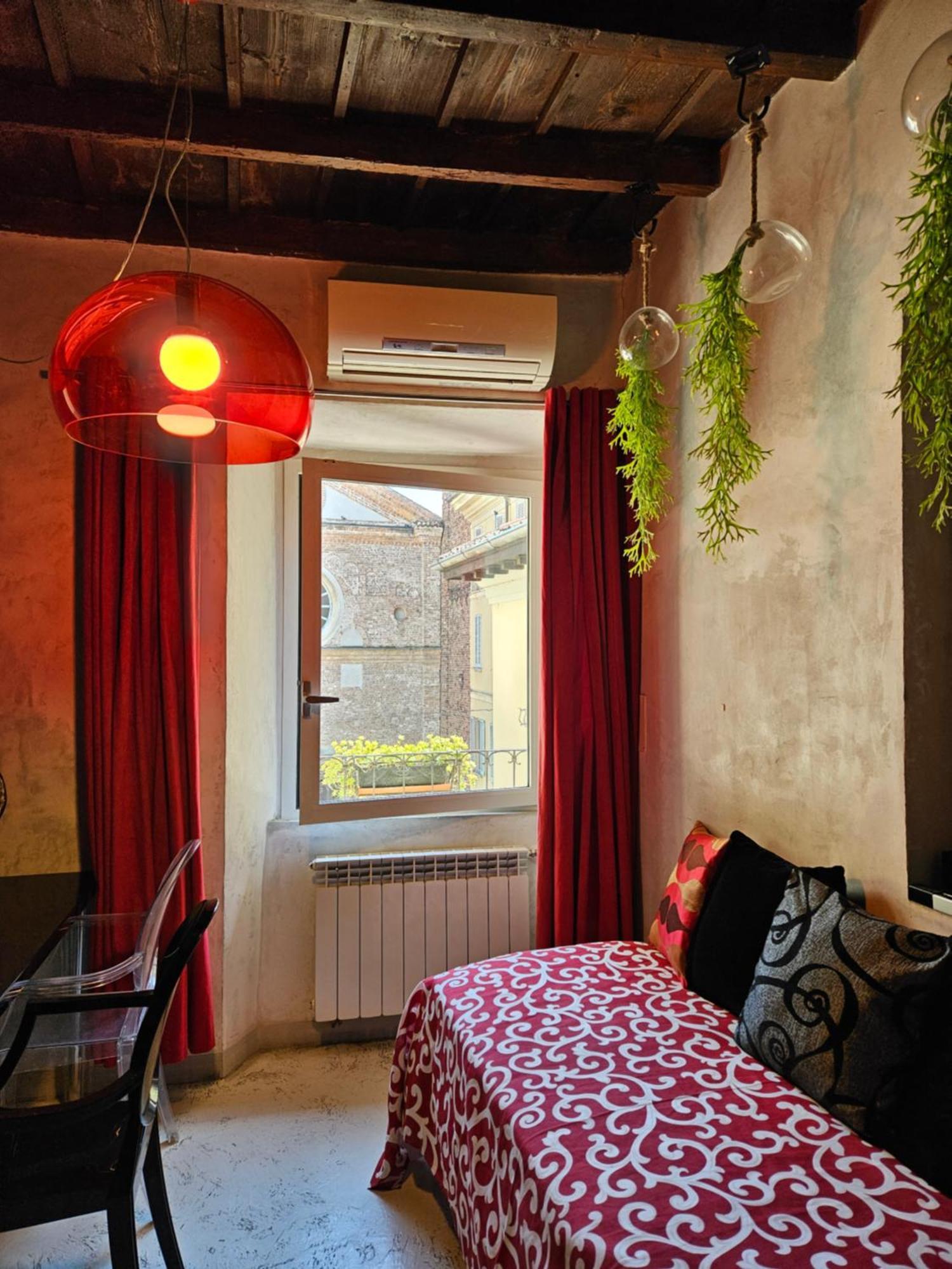 Vm Siro Comi Appartement Pavia Buitenkant foto
